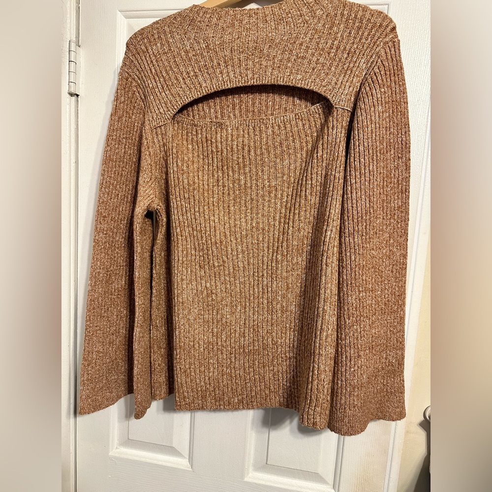 Jessica Simpson bell sleeve open front sweater.
